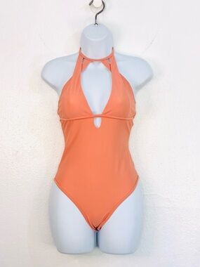 Cupshe Peach Halter Cut-out Neckline One-Piece Swimsuit Sz.M